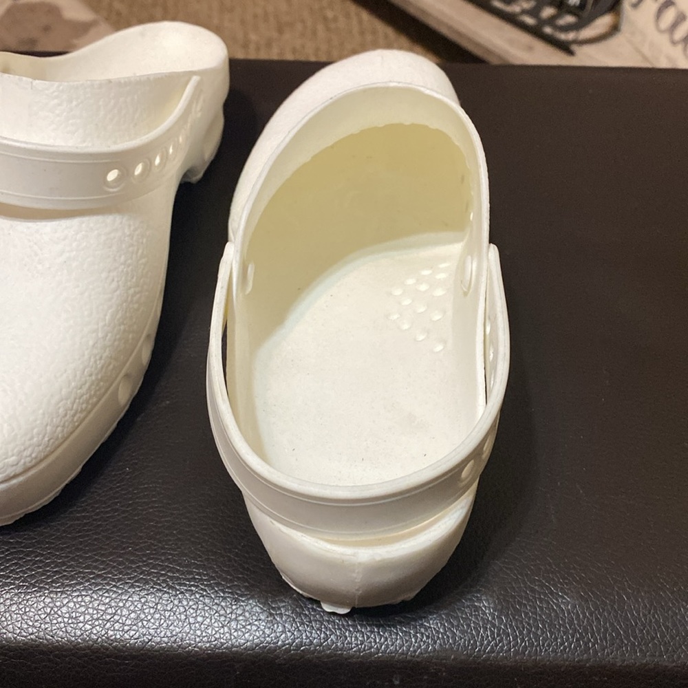 Orthopedic Clogs - image 3